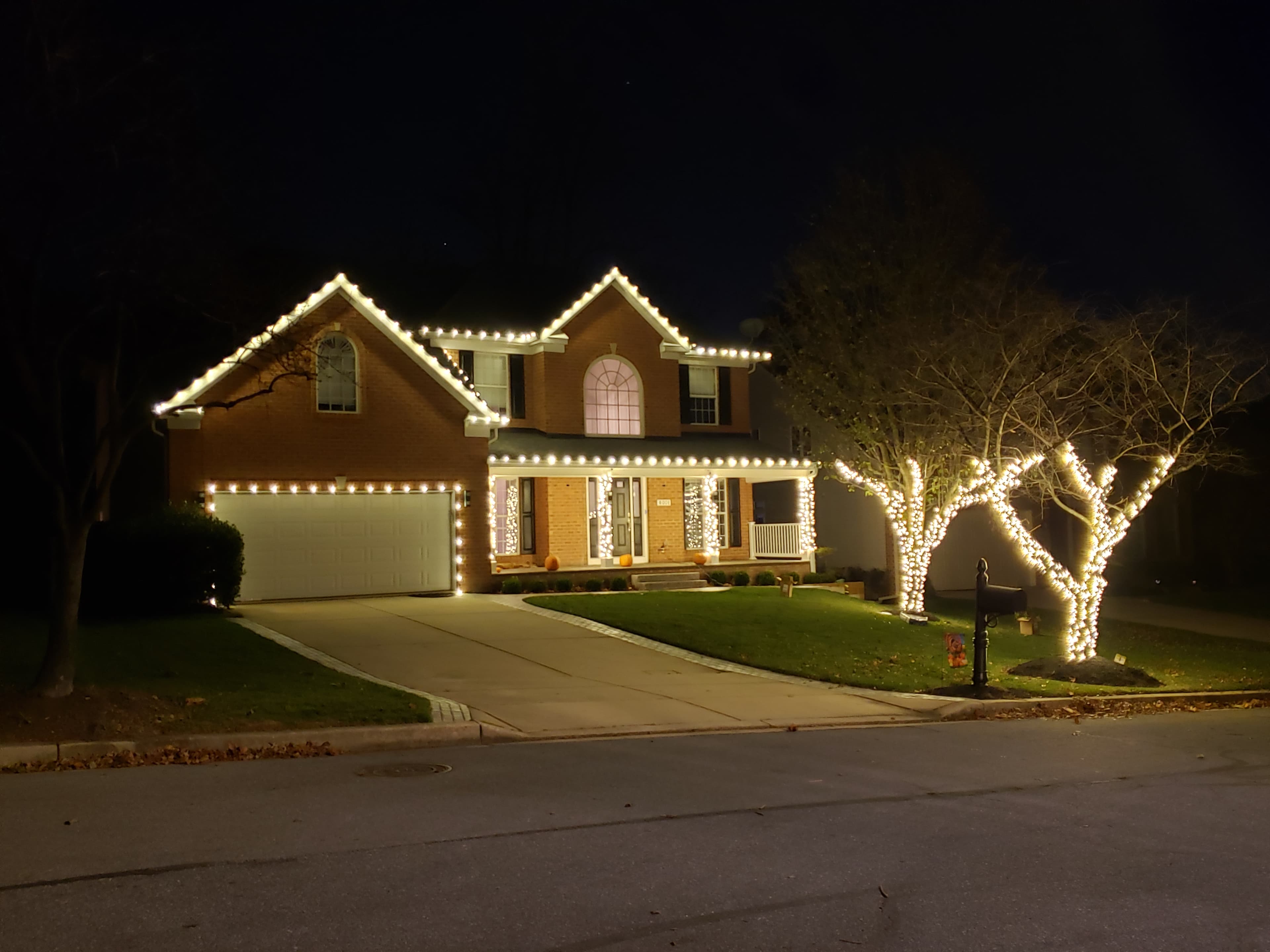 Christmas light installation job in Baltimore MD